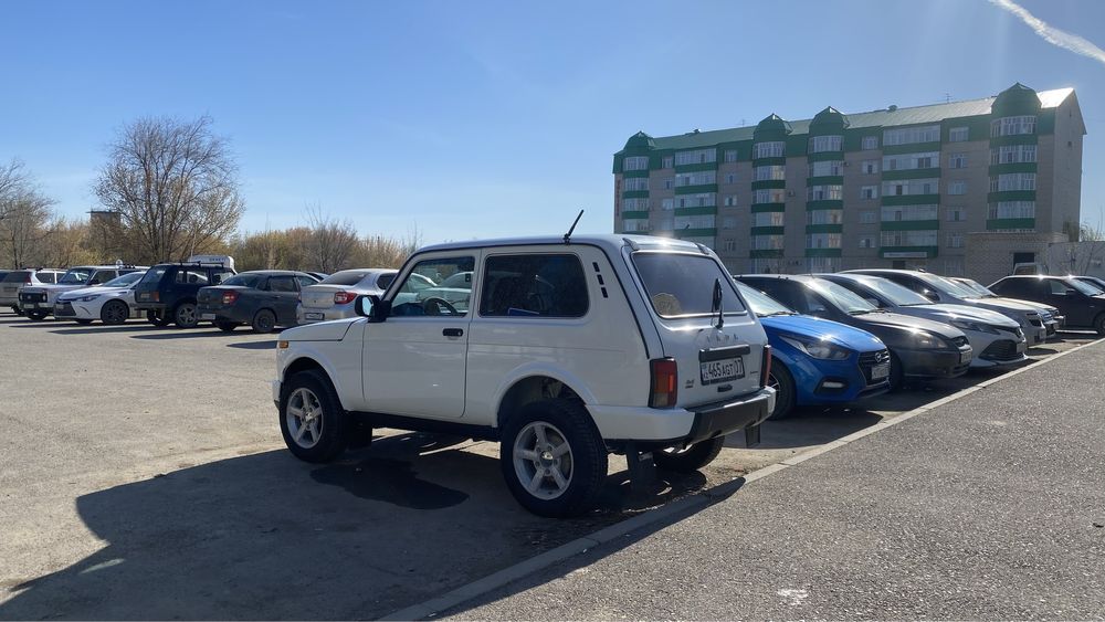 Niva urban 2016 года в отличном состояний