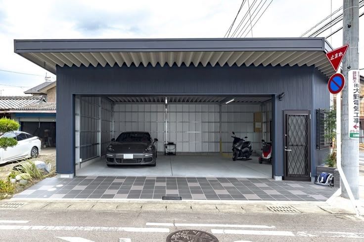 Garaje auto pe structura metalica