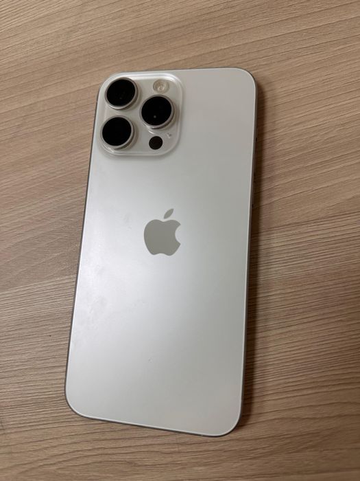 Срочно нужны деньги продаю Iphone 15 Pro Max