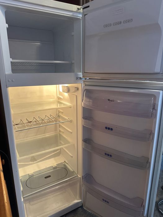 Frigider Whirlpool A Class