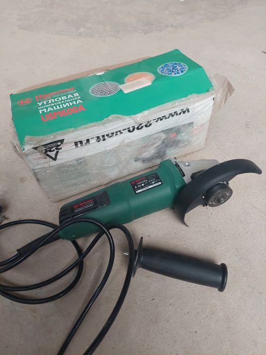 УШМ Болгарка сотилади