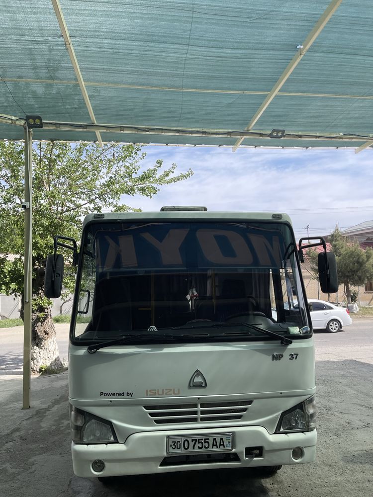 Avtobus 37 FVR 33 PLX