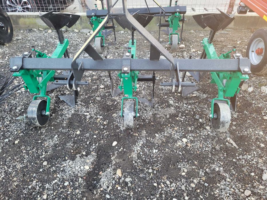 PRASITOARE (cultivator) 3 sectii+bilonator+rarita