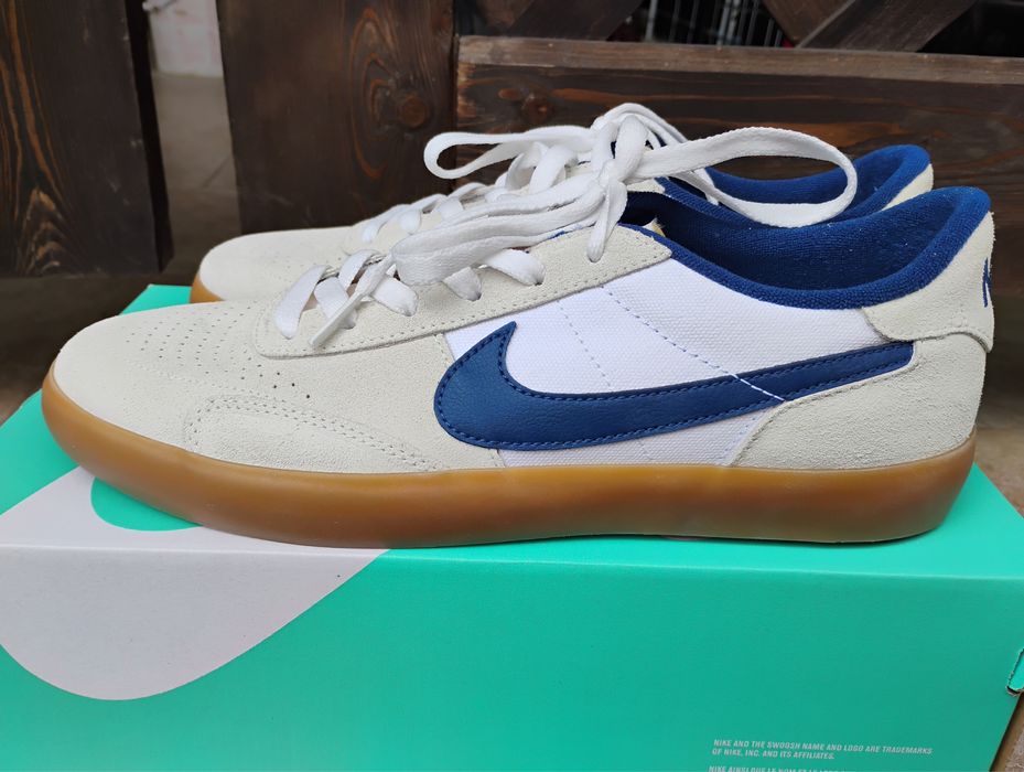 Nike SB Heritage Vulc, noi, la cutie