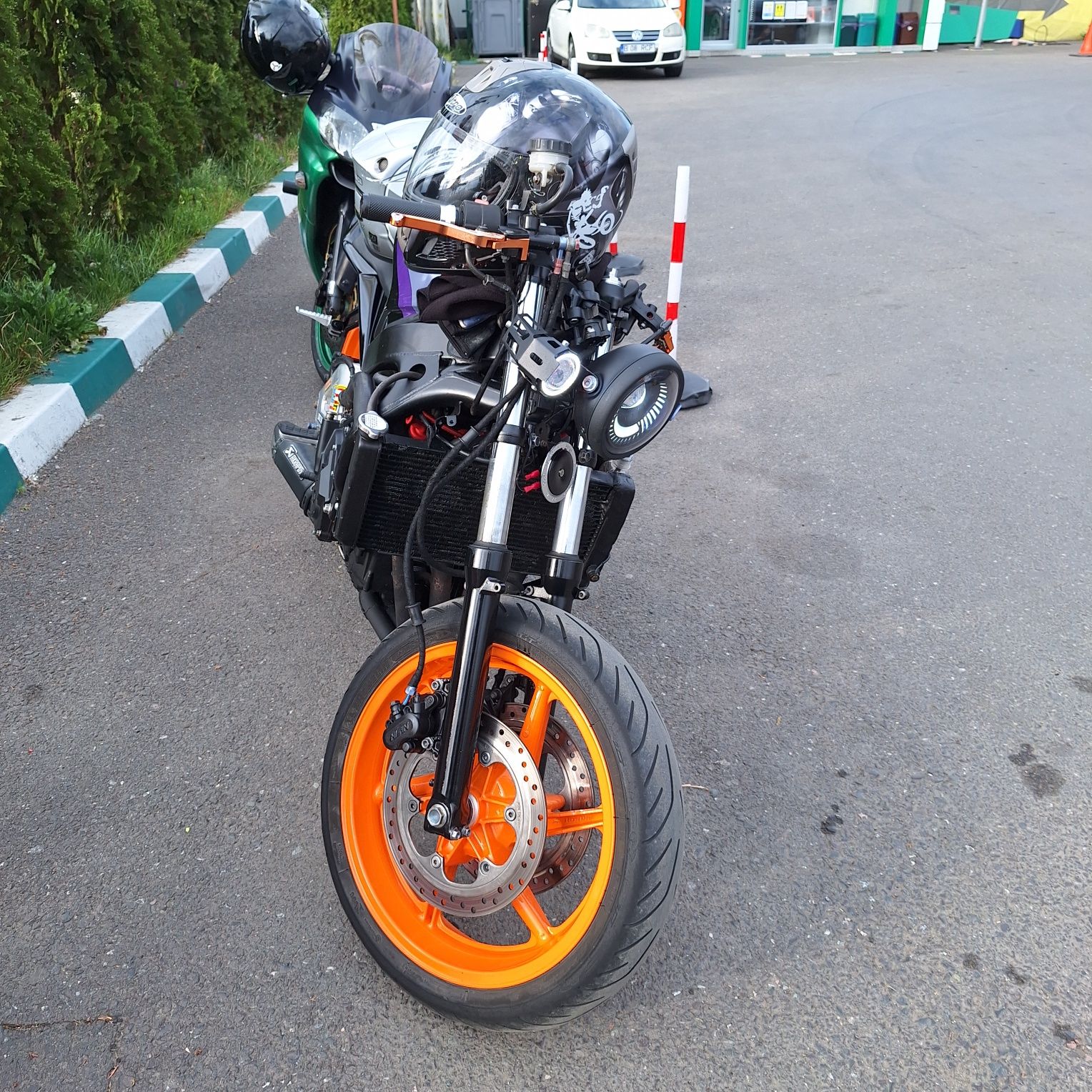 Honda cbr 600 f3 schimb cu dubă sau auto inmatriculat