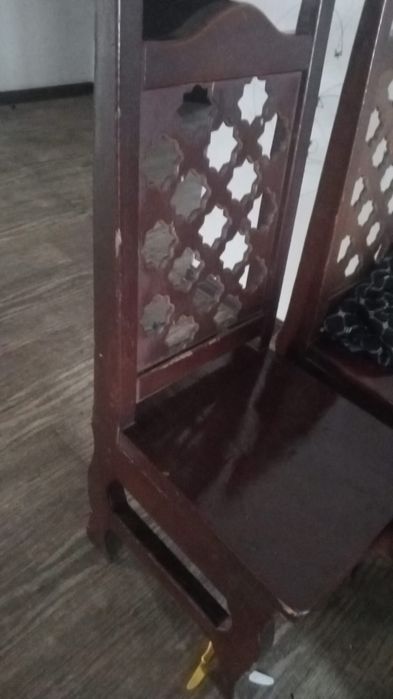 Продам антикварные стулья