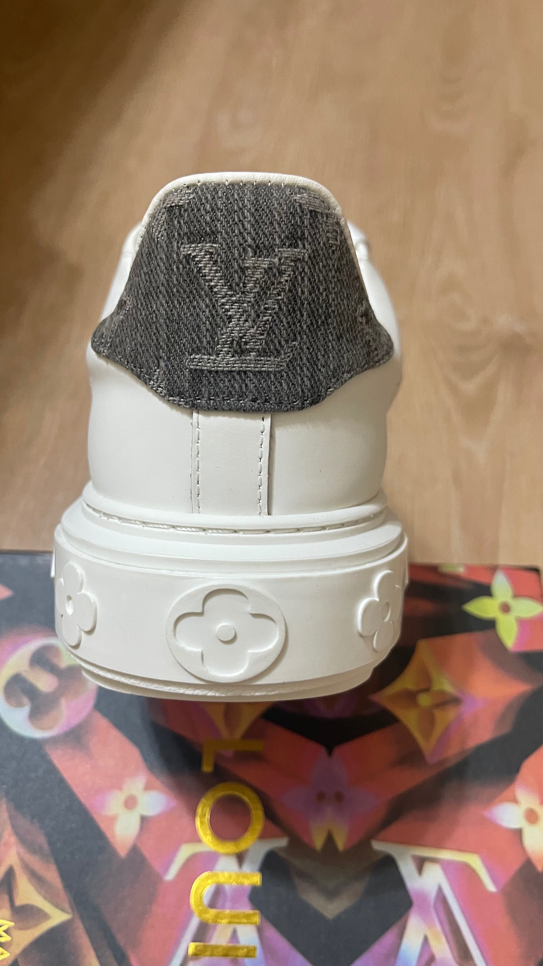 маратонки Louis Vuitton size 40