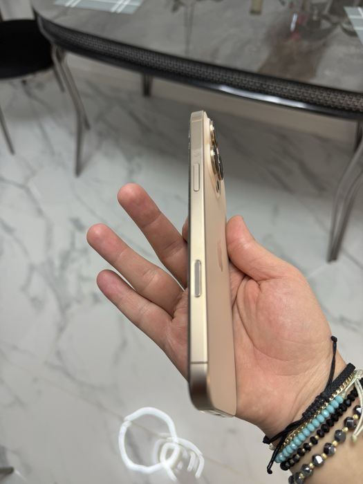 Vand iphone 16 pro max desert titanium