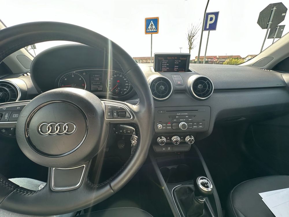 Audi a1  1.6D 4 usi