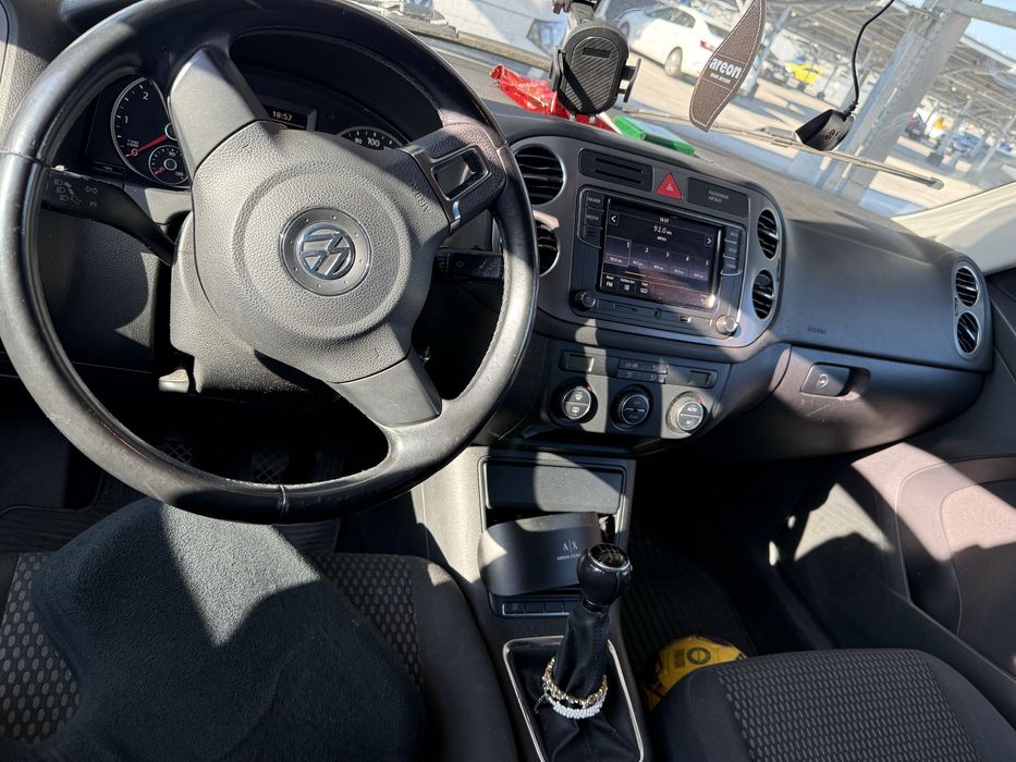 volkswagen  tiguan 4X4