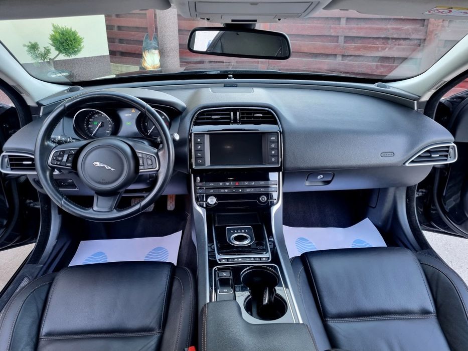 Schimb Jaguar XE CU  4X4