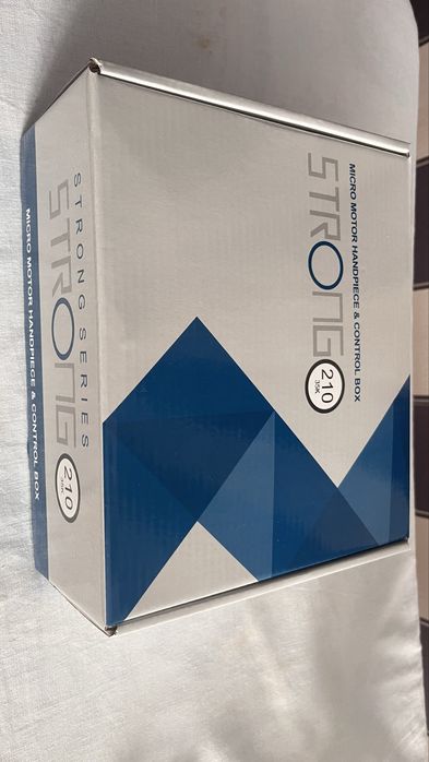 Продам маникюрный аппарат Strong 210 и набор