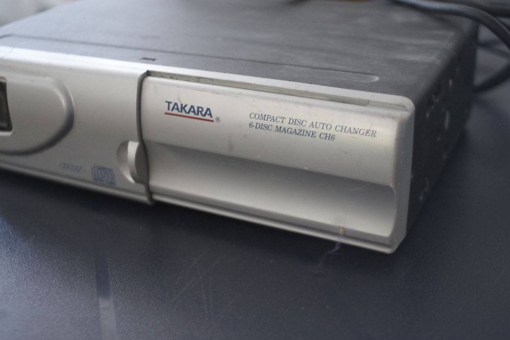 Magazie CD Blaupunkt / Takara