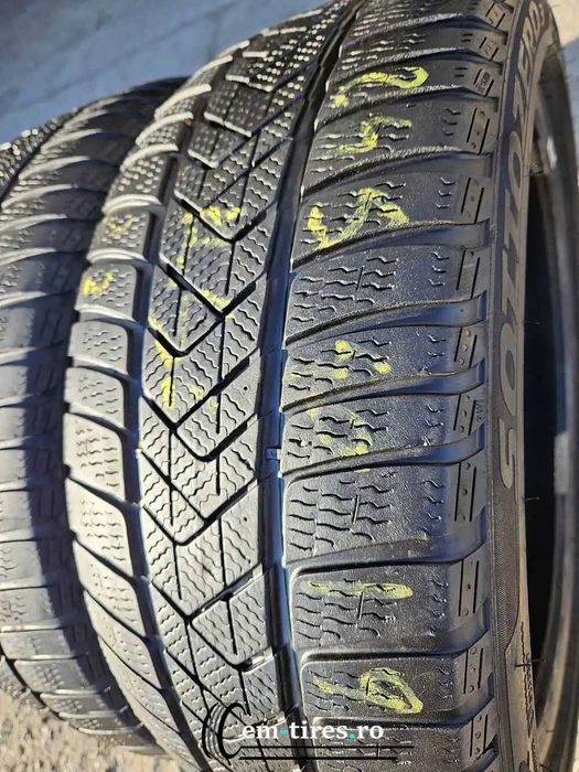 SET 2 Anvelope Iarna 245/40 R19 PIRELLI Sottozero 3 98V - Runflat