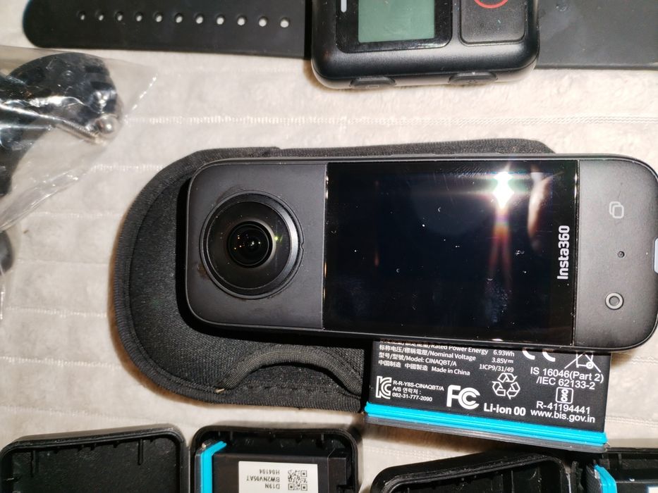 insta 360 x3 екшън камера