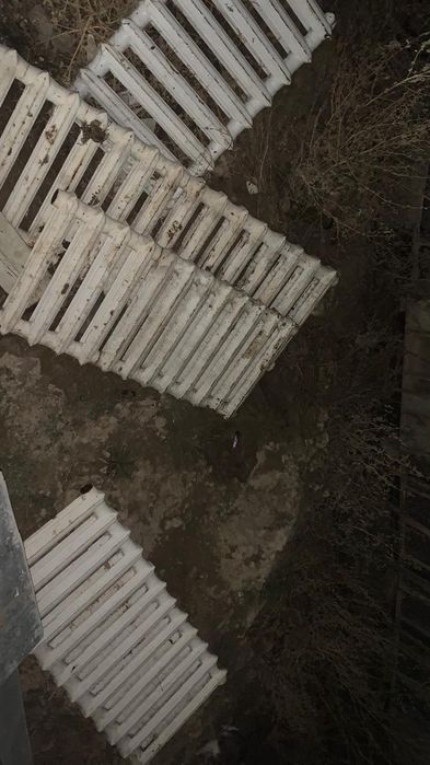 Продам батарей в хорошем состоянии