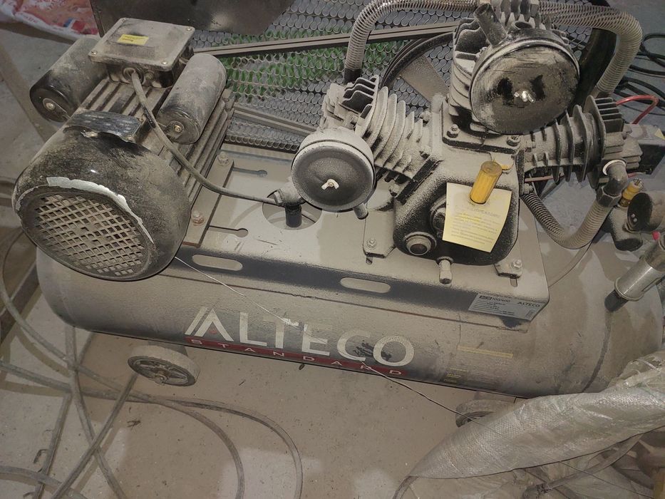 Продам компрессор