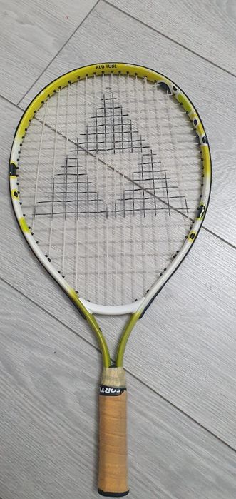 Racheta tenis copii max 6-7 ani. Fischer made in austria.