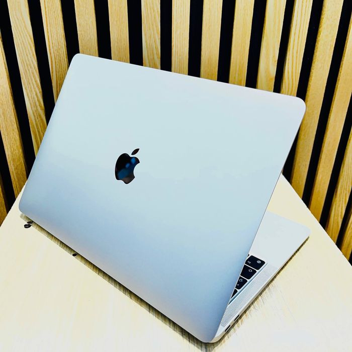 Macbook m1 air 13 inch