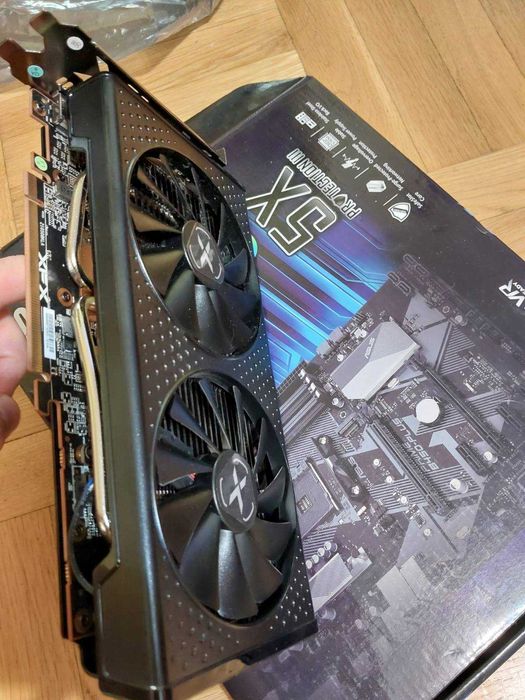 XFX RX 6650XT 8GB Speedster SWFT 210