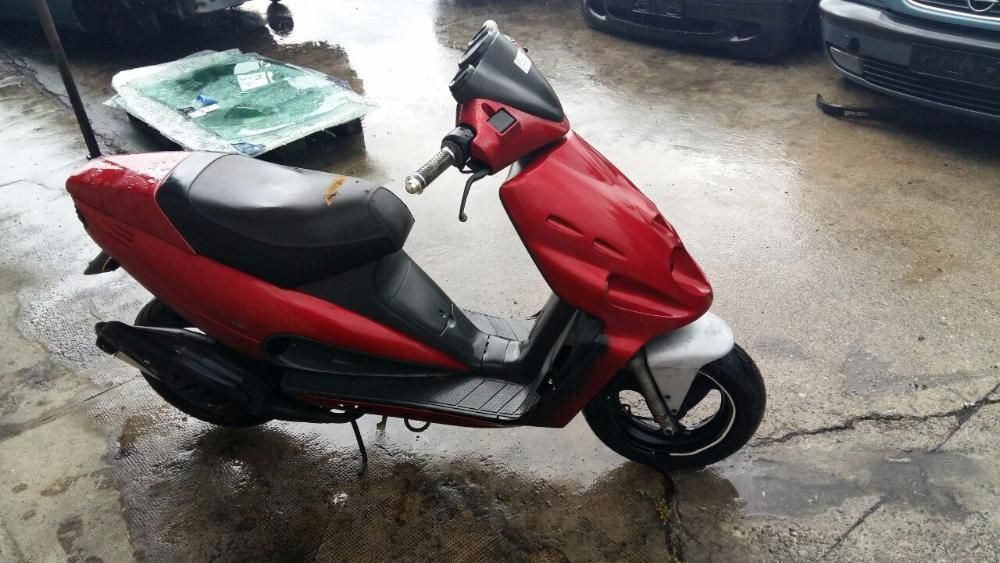 Malaguti-F12-50-На части