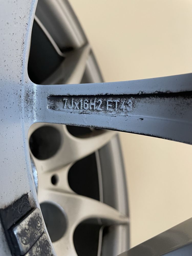 16” Оригинални джанти на Мерцедес 7Jx16H2 ET43