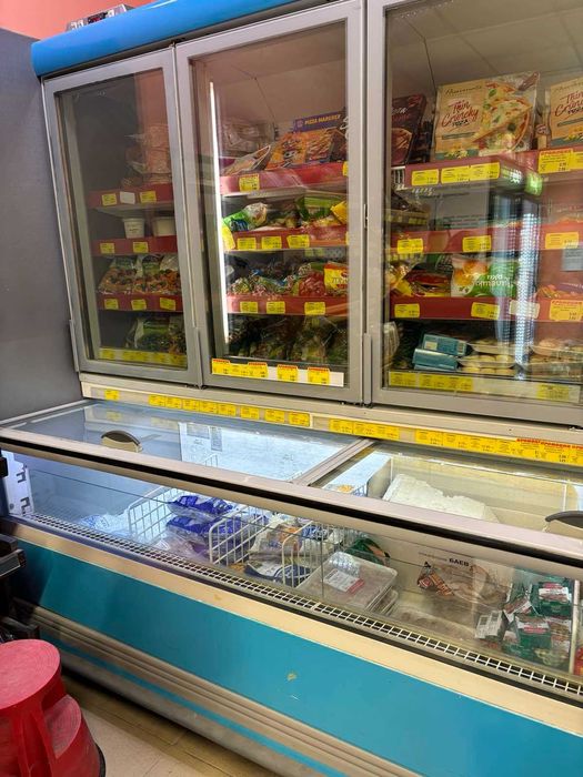 Хладилна витрина крайстенна минусова/фризер/