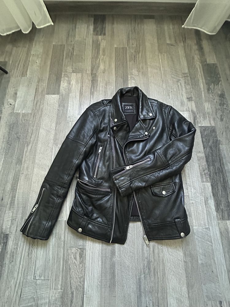 Geaca biker ZARA barbateasca piele naturala, marime S, impecabila