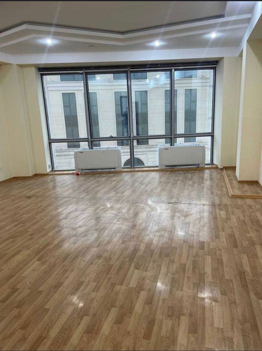 Аренда офиса в центре города 472м²