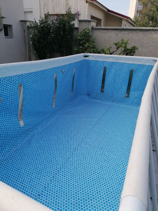 Piscina Noua Intex, 4m x 2m x 1,2 cu toate accesoriile. Pret 2000.