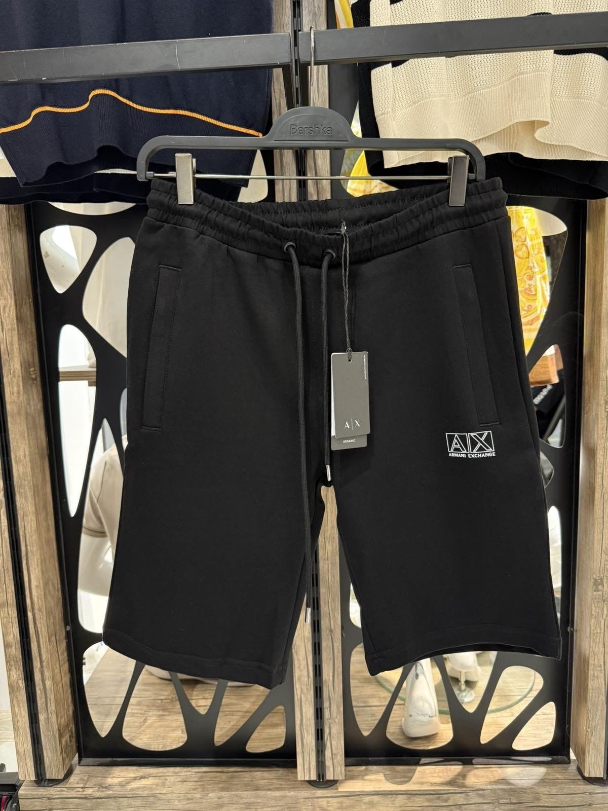 Нови модели къси панталони-Armani Exchange, Hugo,BOSS,Lacoste