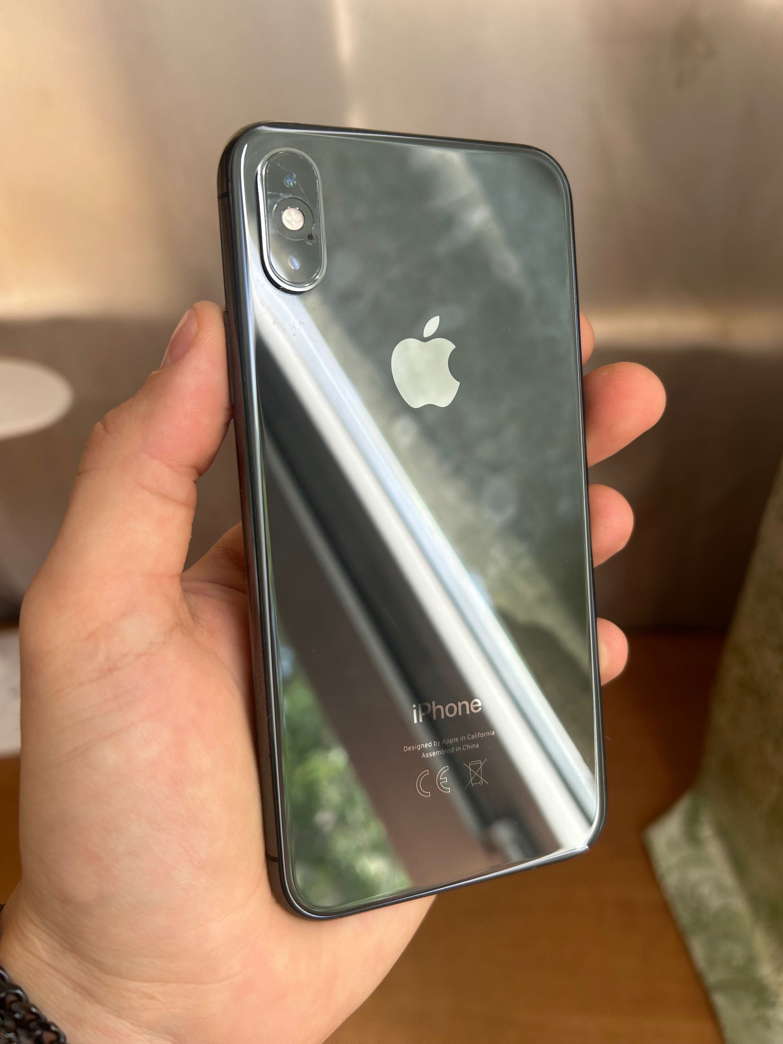 Iphone XS серый цвет