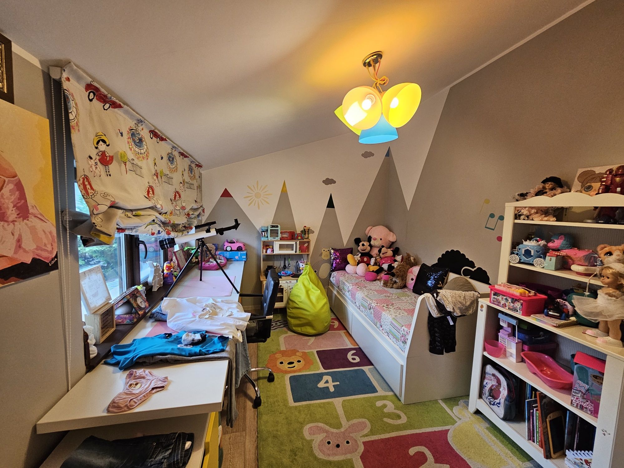 Vila – locatie ideală in Livada, aproape de stația de autobuz