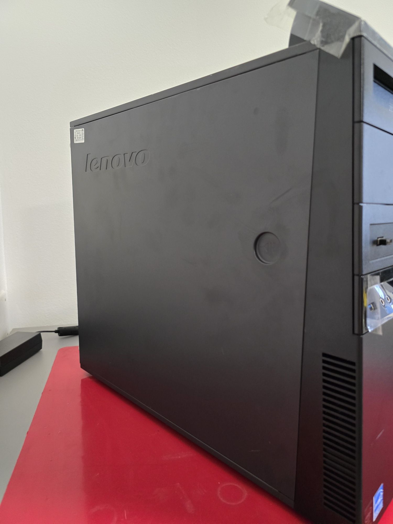 Lenovo thinkcentre M93p