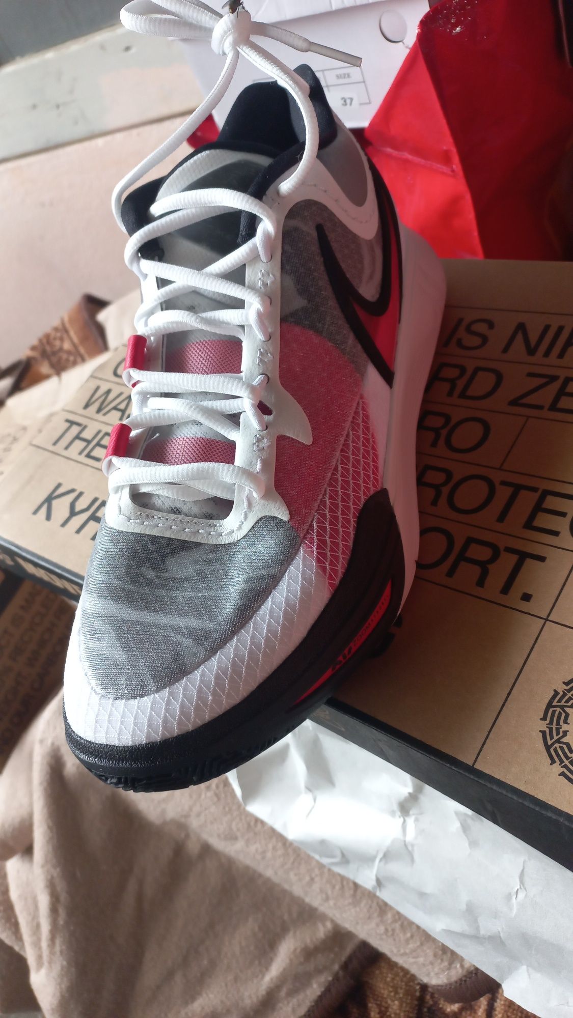 Adidașii nike jordan originali