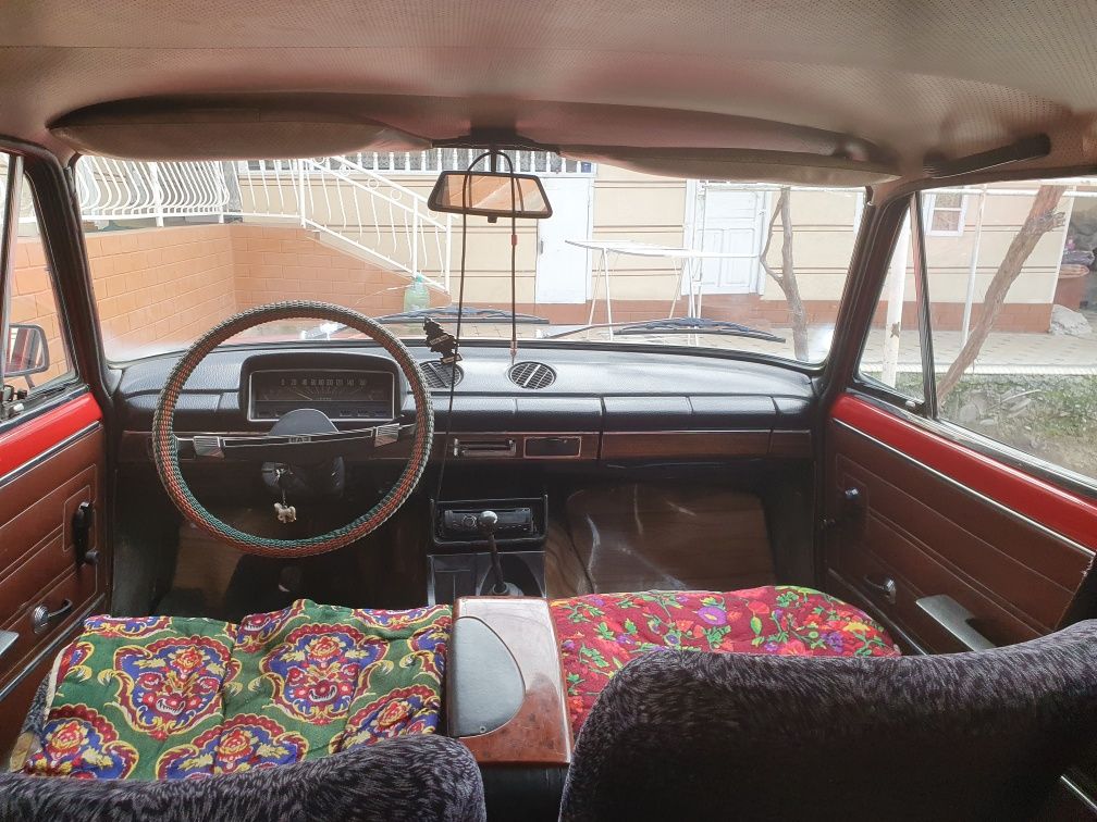 Vaz 21011 , 1979 -йил, кизил (красный)
