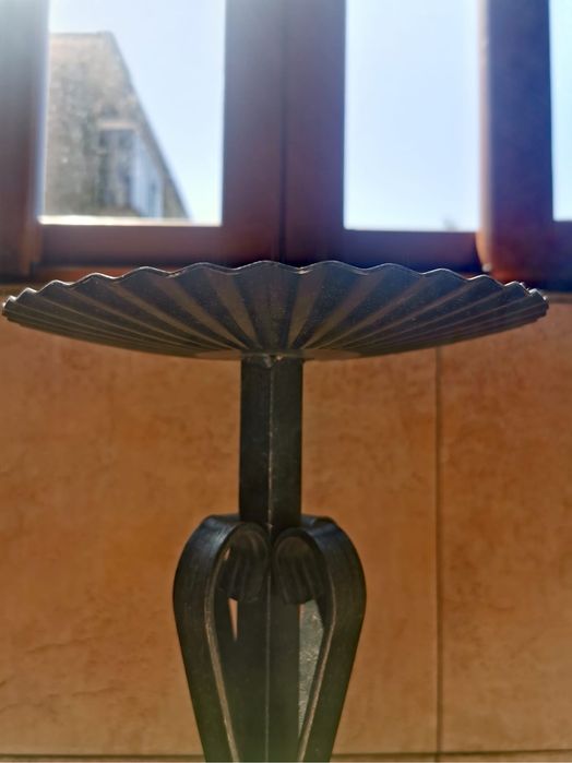 Антикварен Голям масивен свещник ковано желязо