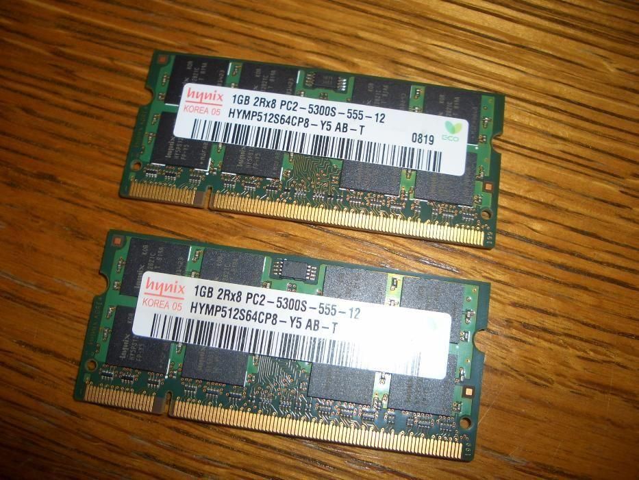 Vand Memorii RAM Hynix DDR2 , 1GB x 2 buc , 512 MB x 2buc.