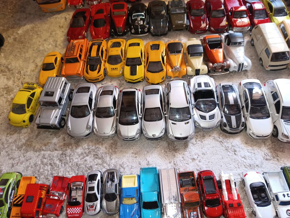 Лот метални маркови колички