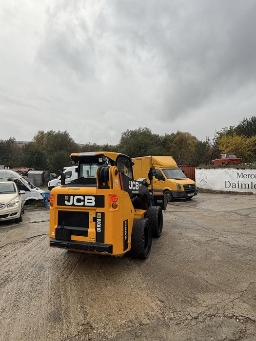 Mini incarcator jcb 225 eco power boom an 2015