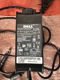 Alimentator laptop Dell intrare: 100 - 220V iesire 19,5 V - 3,34 A