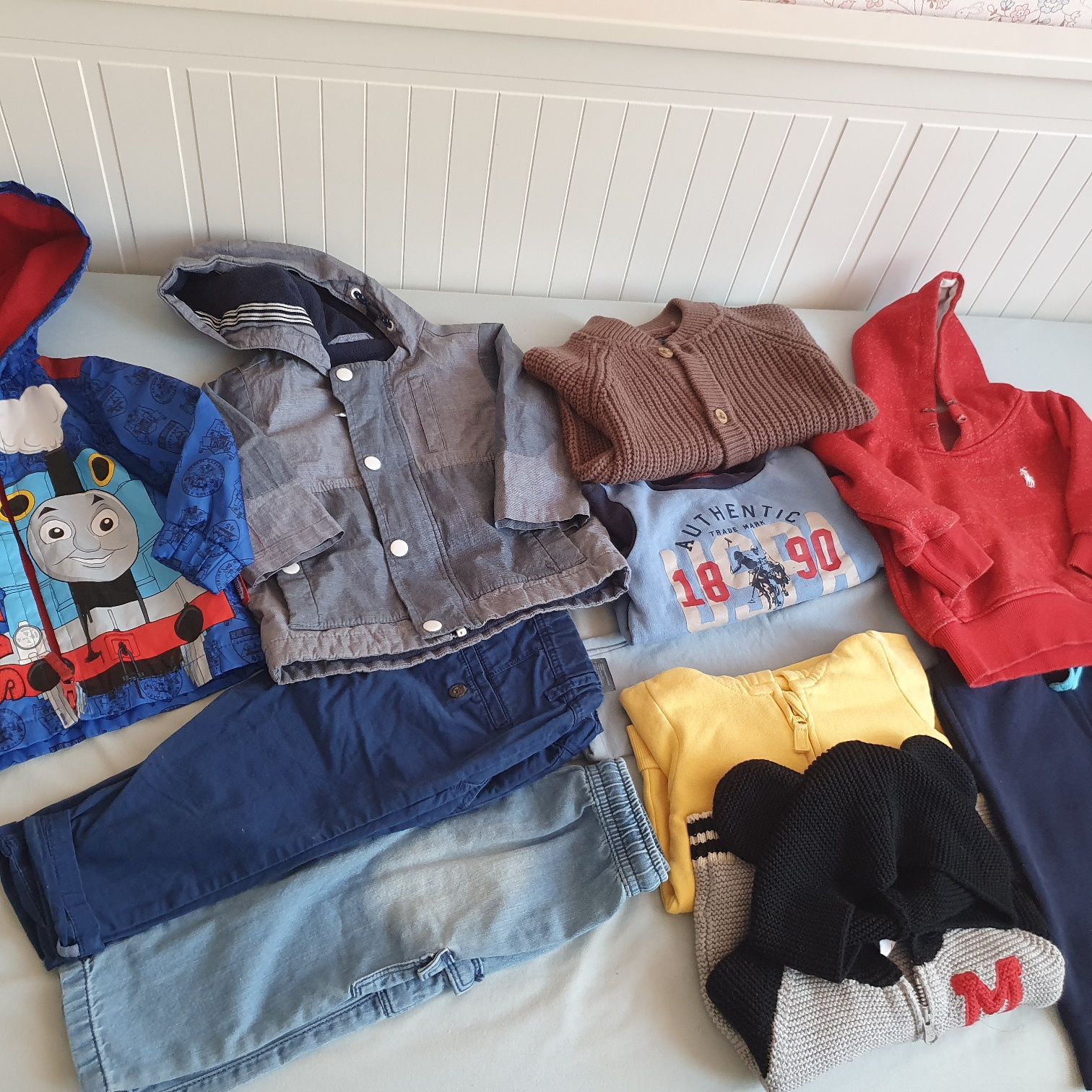 Lot mare hainute 9-12 luni US Polo, Next, Gap, H&M