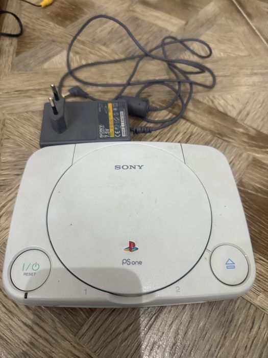 sony playstation one  на запчасти
