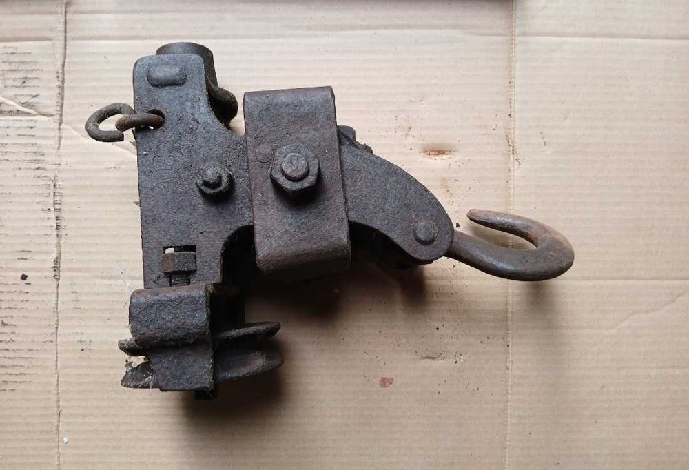 macarale cu lant pentru a ridica greutati gen troliu