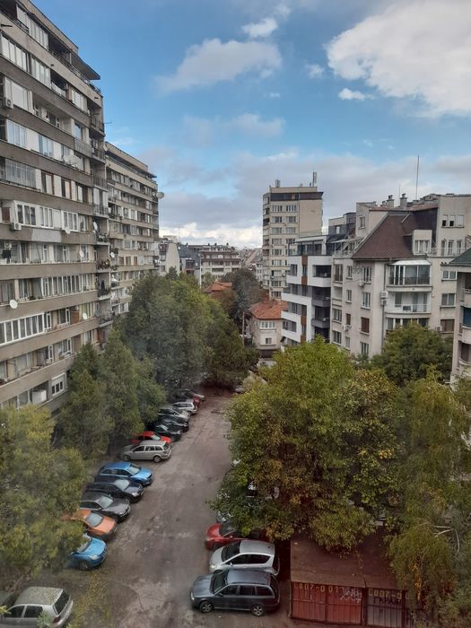 Продава се Тристаен апартамент в София, Стрелбище - 100 кв.м за 2550 €/кв.м - Снимка #1