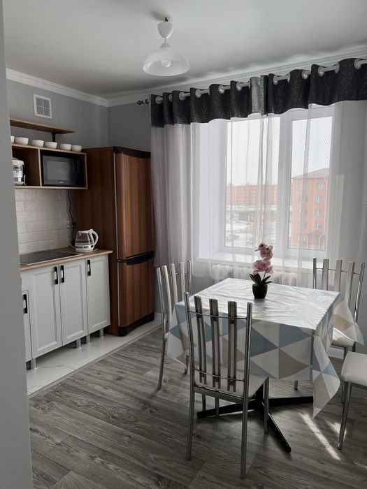 Люкс квартира 2 комнатная посуточно