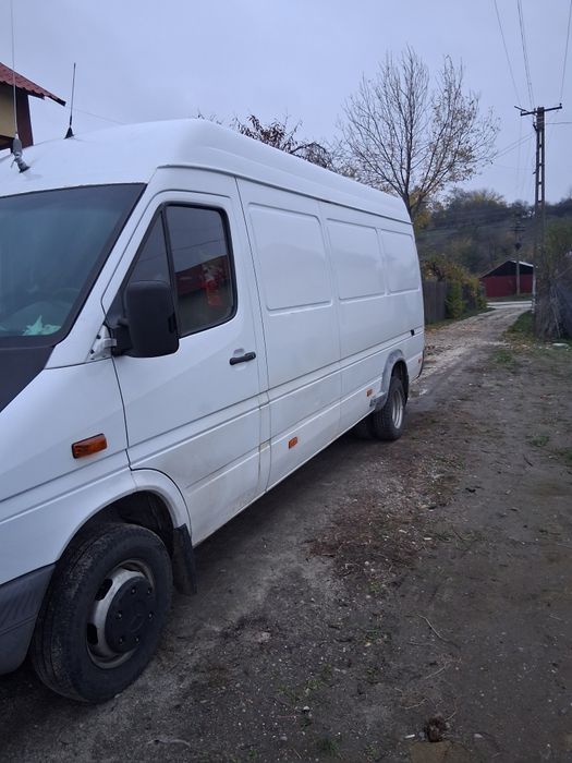 mercedes sorinter 413