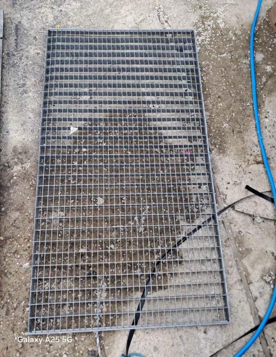 trepte zincate și grătare zincate