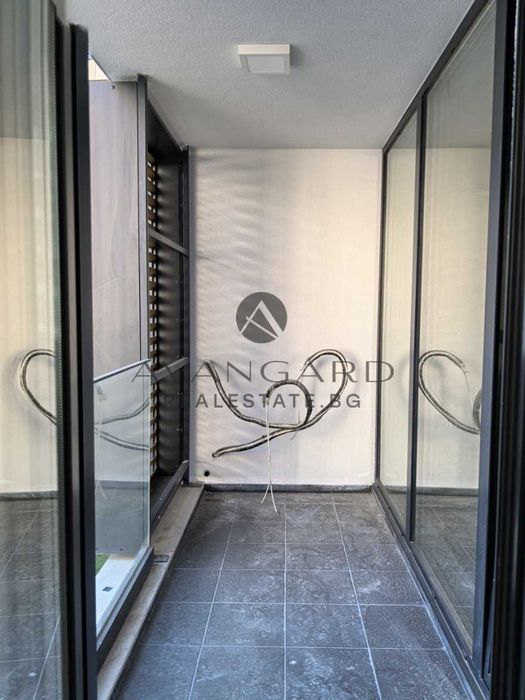 Продава се Двустаен апартамент в Пловдив, Христо Смирненски - 71 кв.м за 2443 €/кв.м - Снимка #3