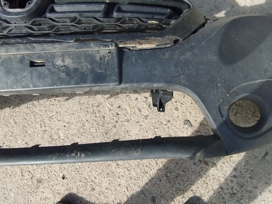 Предна броня за Dacia docker 2012